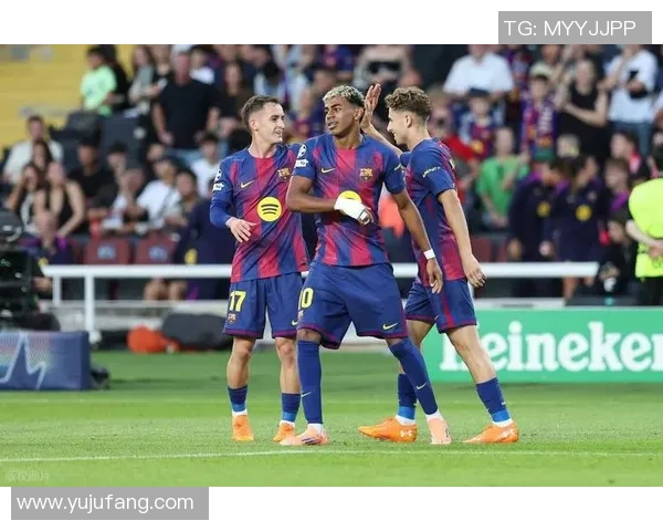 德甲精彩对决巴萨狂胜曼联五球引爆全场热情